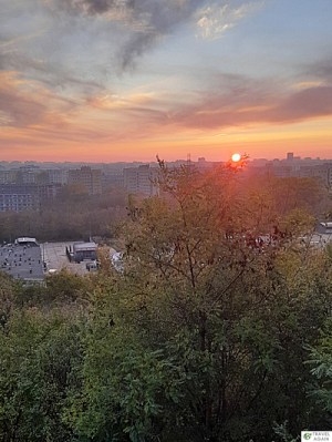 Widok na zachód sprawia, że to miejsce jest idealne na podziwianie zachodu słońca